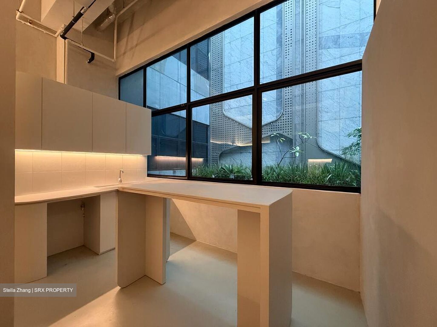 Hexacube (D14), Office #519030671